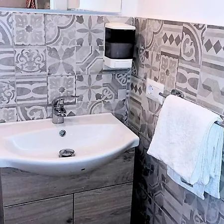 Appartement Le Rondini à Torre del Greco Extérieur photo